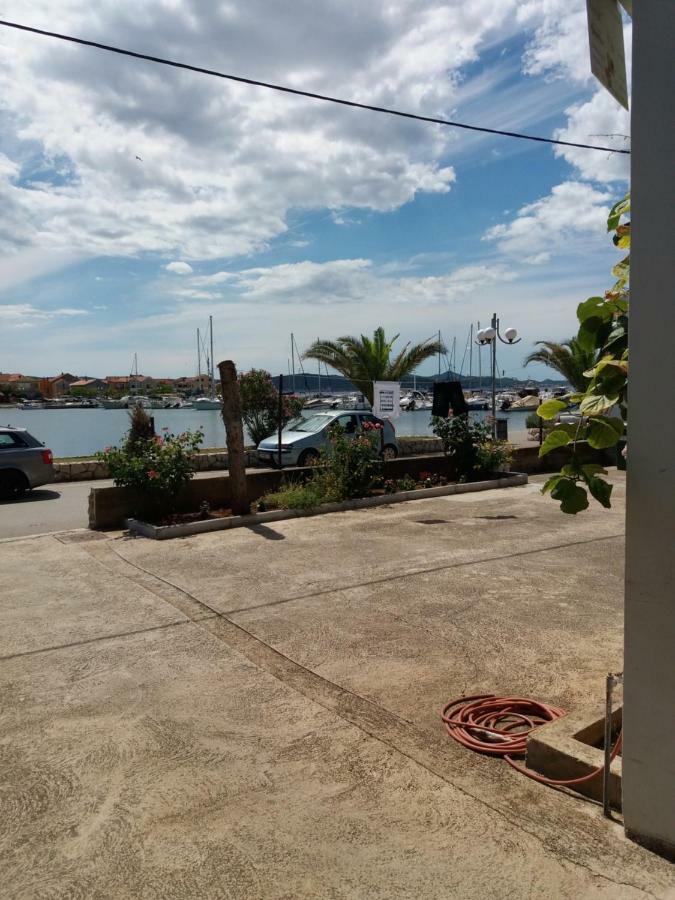 Apartmani Ana Bibinje Kültér fotó
