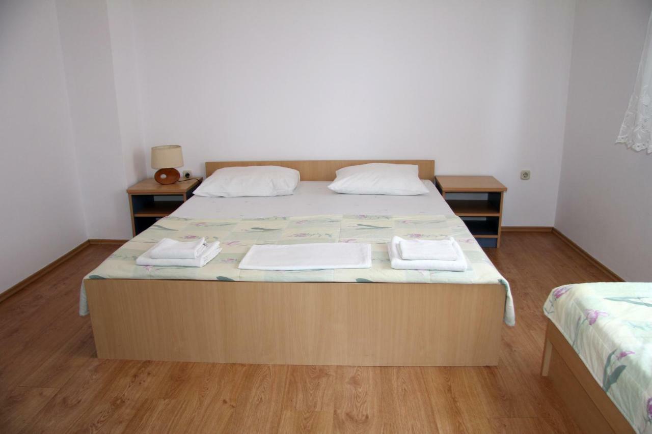 Apartmani Ana Bibinje Kültér fotó
